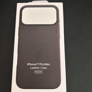 Apple iPhone 17 Pro Max Leather Cover - Chocolate Brown
